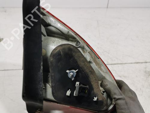 right-tailgate-light-peugeot-2008-i-cu_-2013-36709614 main image