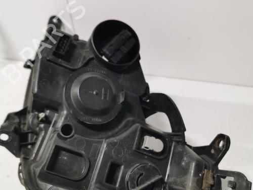 right-headlight-renault-clio-iii-br01-cr01-2005-2006-2007-2008-2009-2010-2011-2012-2013-2014-36705238 main image
