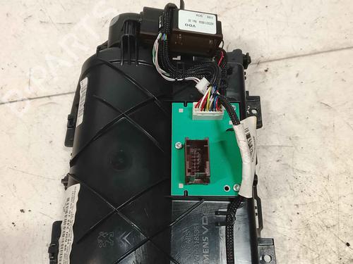 display-monitor-peugeot-308-i-4a_-4c_-2007-2008-2009-2010-2011-2012-2013-2014-2015-2016-36717474 main image