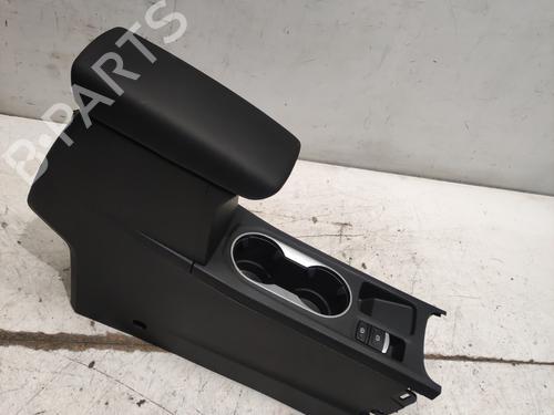 Console centrale Console centrale RENAULT CAPTUR II (HF_) TCe 90 (HFM6) (91 hp) 36718329 36718329