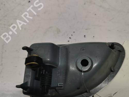 Venstre fortil invendig håndtag Venstre fortil invendig håndtag RENAULT TWINGO I (C06_) 1.2 16V (C06C, C06D, C06K) (75 hp) 36953787 36953787
