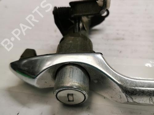 Used Front right exterior door handle Front right exterior door handle ALFA ROMEO 156 (932_) 1.9 JTD (932.A2B00, 932.A2C00) (115 hp) 36737719 36737719