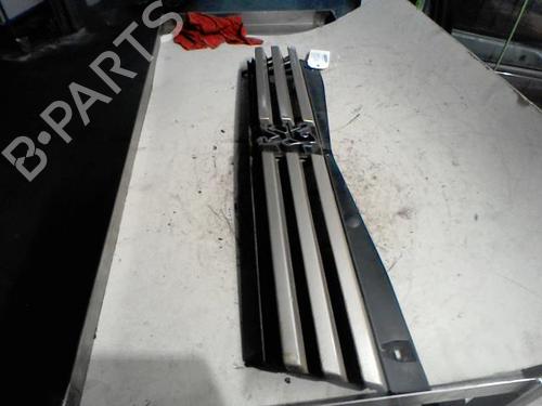 Grill Grill PEUGEOT 205 II (20A/C) 1.1 (54 hp) 36748310 36748310