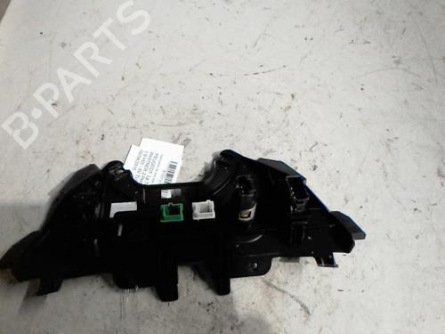 Mando elevalunas delantera derecho Mando elevalunas delantera derecho PEUGEOT PARTNER Box Body/MPV [2008-2026] 36748201 36748201
