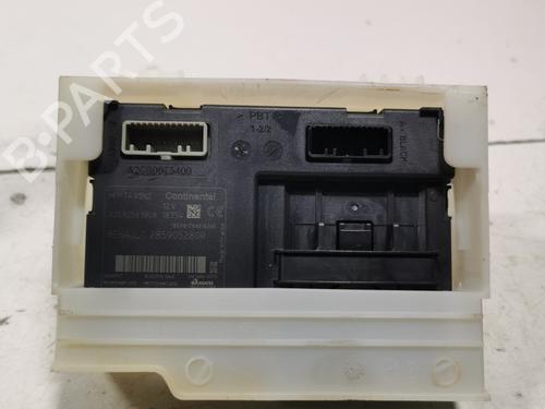card-reader-renault-captur-i-j5_-h5_-2013-36705522 main image
