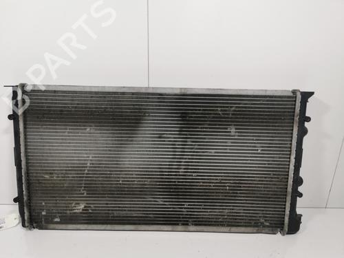 Used Water radiator Water radiator 37472759 37472759
