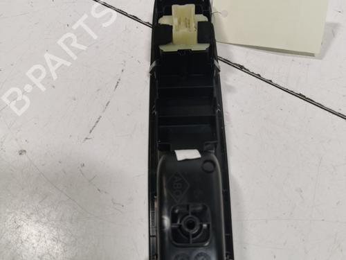 BP37733715I27 main image
