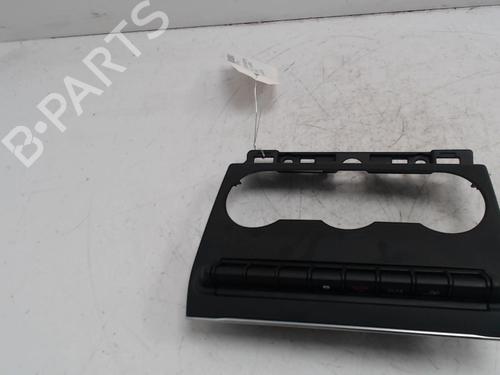 Warning switch RENAULT CAPTUR II (HF_) | BP36741130I22 - Image 3