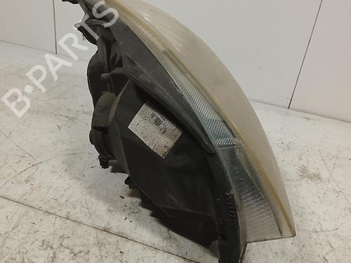 Faro anteriore sinistro Faro anteriore sinistro RENAULT CLIO II (BB_, CB_) 1.5 dCi (B/CB07) (65 hp) 40018423 40018423