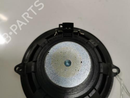 speaker-renault-clio-iv-bh_-2012-2013-2014-2015-2016-2017-2018-2019-2020-2021-36709525 main image