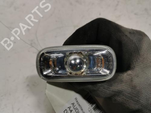Right front indicator AUDI A4 B6 (8E2) 2.5 TDI | BP37528297C33 - Image 2