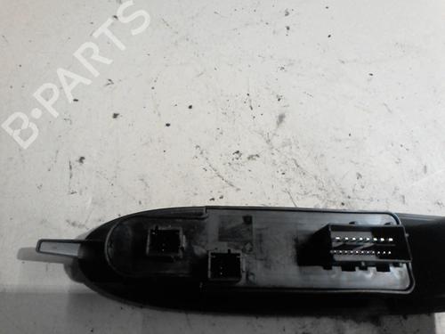 Used Left front window switch Left front window switch CITROËN C4 II (NC_) [2009-2026] 36740708 36740708