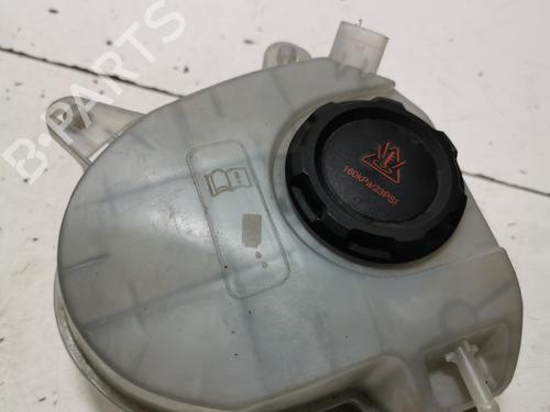 expansion-tank-vw-golf-viii-cd1-da1-2019-36708883 main image