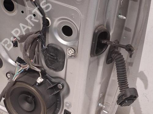 Tür links vorne für Tür links vorne RENAULT SCÉNIC III (JZ0/1_) 1.9 dCi (JZ0J, JZ1J, JZ1K, JZ1S) (131 hp) 39893208 39893208