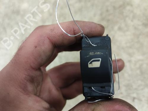 right-front-window-switch-citroen-c4-ii-nc_-2009-36750188 main image