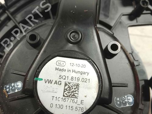 Used Heater blower motor Heater blower motor VW GOLF VII (5G1, BQ1, BE1, BE2) 1.6 TDI (105 hp) 36715832 36715832