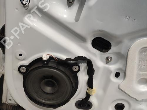 right-rear-door-renault-clio-iv-bh_-2012-2013-2014-2015-2016-2017-2018-2019-2020-2021-36711826 main image