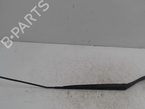 front-windshield-wiper-arm-renault-clio-iv-bh_-2012-2013-2014-2015-2016-2017-2018-2019-2020-2021-36740870 main image