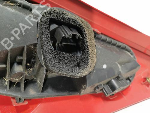 Used Left taillight Left taillight PEUGEOT 107 (PM_, PN_) 1.0 (68 hp) 36711161 36711161