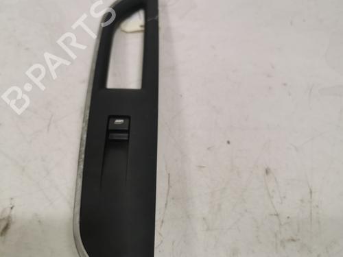 Used Right front window switch Right front window switch 36710624 36710624