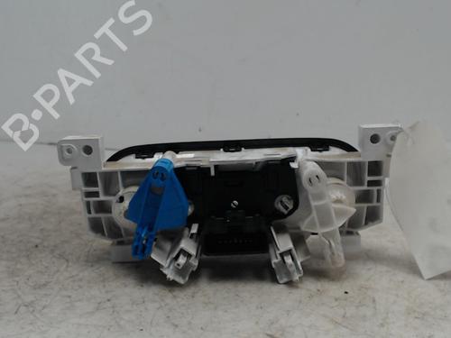 Used Climate control Climate control RENAULT TRAFIC III Bus (JG_) [2014-2026] 36745450 36745450