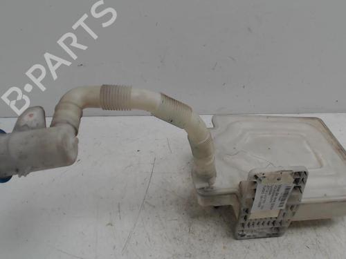 Used Windscreen washer tank Windscreen washer tank VW JETTA III (1K2) [2004-2013] 36739719 36739719