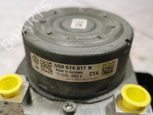 abs-pump-vw-golf-vii-5g1-bq1-be1-be2-2012-2013-2014-2015-2016-2017-2018-2019-2020-2021-36711621 main image