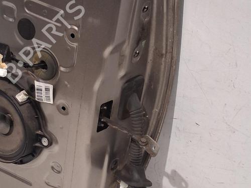 Used Left front door Left front door 39629069 39629069