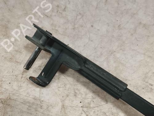 Used Front windshield wiper arm Front windshield wiper arm 36715283 36715283