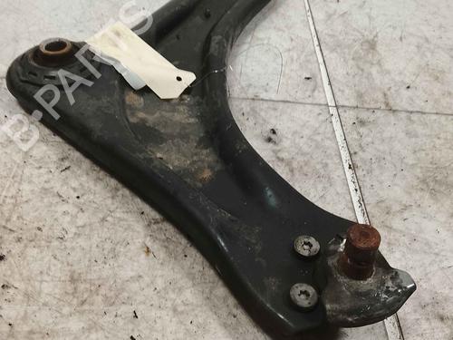 Used Left front suspension arm Left front suspension arm 36711966 36711966