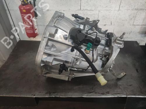 Gearkasse Gearkasse RENAULT TRAFIC III Van (FG_) [2014-2026] 36747848 36747848