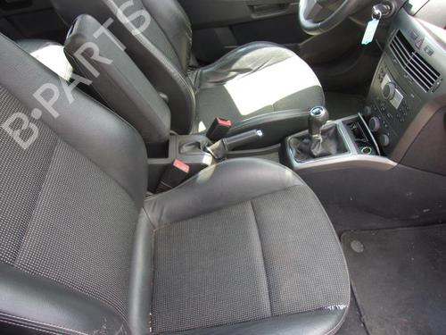 - Image 4