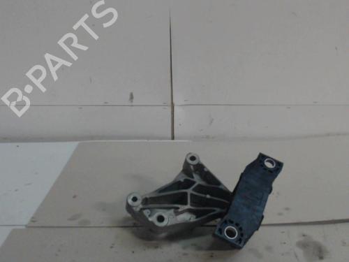 Apoio do motor Apoio do motor RENAULT CLIO IV (BH_) 0.9 TCe 90 (BHNF, BHMA, BHMH, BHJK, BHJR) (90 hp) 36729625 36729625