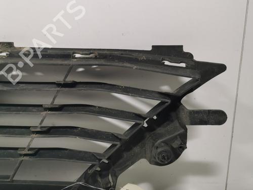 grille-renault-megane-iv-hatchback-b9amn_-2015-36708417 main image