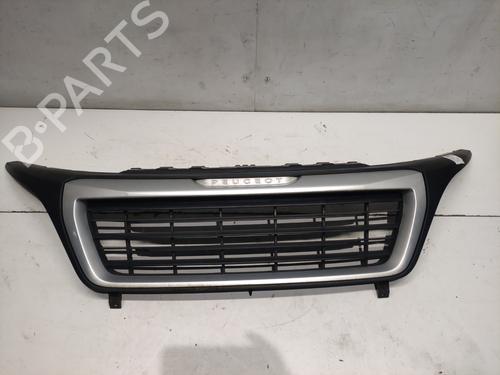 grille-peugeot-boxer-van-2006-36712835 main image