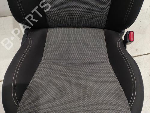 right-front-seat-toyota-yaris-_p13_-2010-2011-2012-2013-2014-2015-2016-2017-2018-2019-2020-36714473 main image