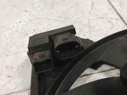 Used Radiator fan Radiator fan 36711874 36711874
