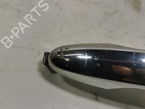 Used Front right exterior door handle Front right exterior door handle 37449772 37449772