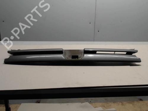 Used Grille Grille 36725332 36725332
