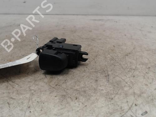 Used Right front window switch Right front window switch NISSAN JUKE (F15) 1.5 dCi (110 hp) 36747118 36747118
