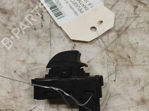 right-front-window-switch-peugeot-partner-tepee-2008-36713111 main image