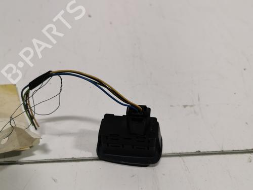 Used Right front window switch Right front window switch 36727846 36727846