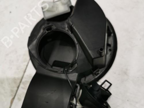 fuel-flap-renault-clio-v-b7_-2019-36704197 main image