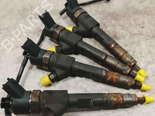 Inyector Inyector RENAULT MEGANE II Saloon (LM0/1_) [2003-2026] 36715159 36715159