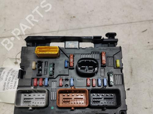 Used Fuse box Fuse box 36719125 36719125