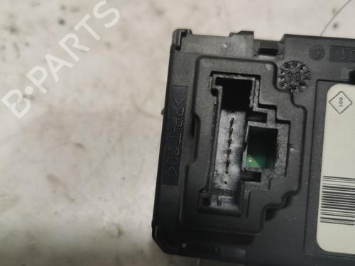 Used Card reader Card reader RENAULT SCÉNIC II (JM0/1_) [2003-2010] 36719423 36719423