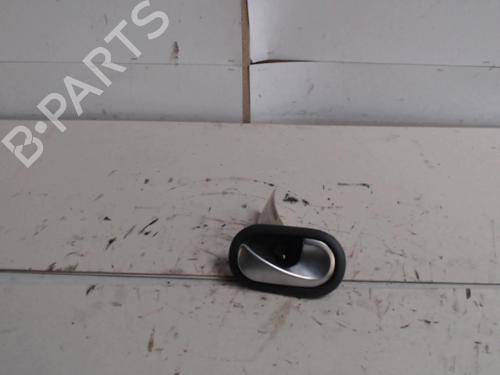 Maneta interior trasera derecha Maneta interior trasera derecha RENAULT SCÉNIC II (JM0/1_) [2003-2010] 36732052 36732052