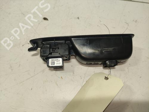 Left rear window switch RENAULT CAPTUR II (HF_) | BP36704262I29 - Image 2