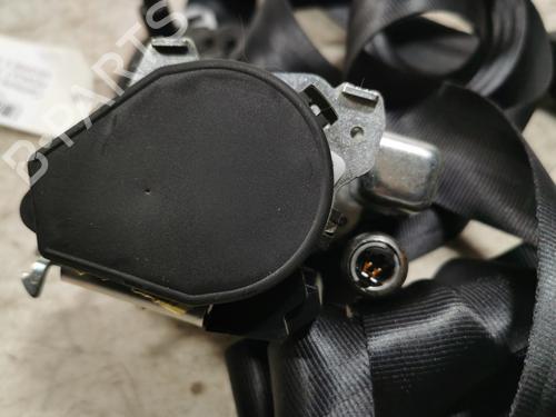 rear-right-seatbelt-renault-megane-iii-hatchback-bz01_-b3_-2008-37734138 main image