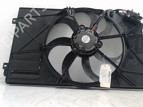 Used Radiator fan Radiator fan 36738800 36738800